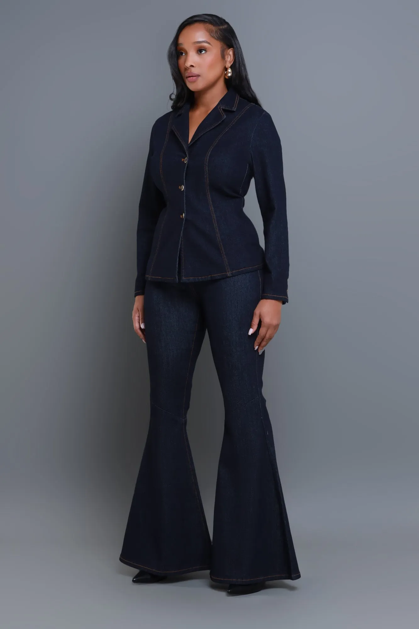 What's Good High Rise Flared Jeans - Dark Wash